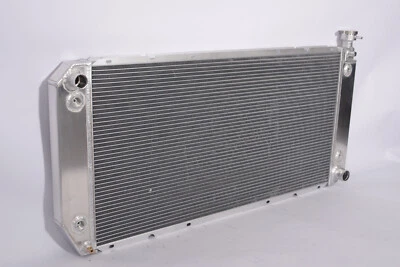 Compatible with Aluminum radiator For Chevrolet Tahoe 5.7L 1995-2000 AT/MT 3Rows - Image 1 of 4