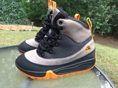 VINTAGE Nike ACG Size 4.5 Youth Winter Boots 159874 081 Black Gray Orange RARE - Image 1 of 4