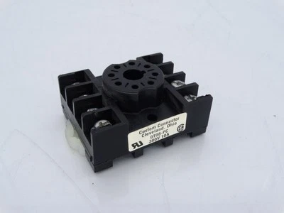 CUSTOM CONNECTOR OT08-PC RELAY SOCKET - Image 1 of 3