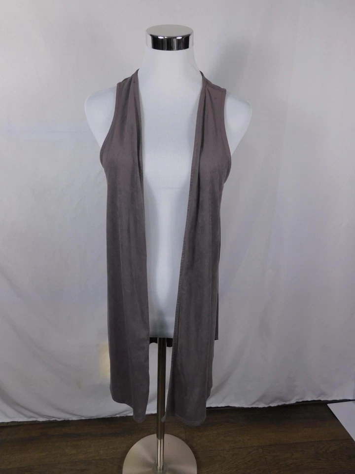 Жилет женский Cato средний серо-коричневый открытый передний без рукавов лазерный вырез сзади искусственная замша - Изображение 1 из 4