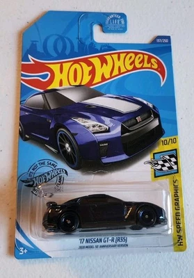 Nissan GT-R R35 2020 Hot Wheels Super Treasure Hunt azul 17 Foto 1 de 4