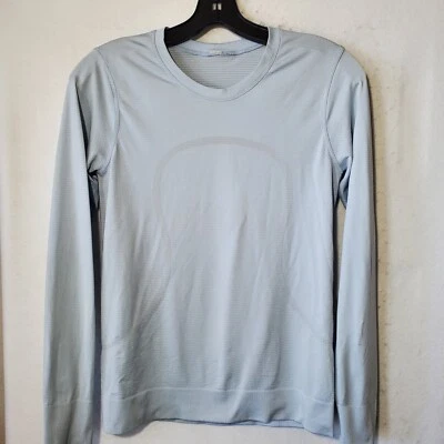 Lululemon Shirt Women's Small Blue Long Sleeve Lightweight Crewneck  - Image 1 of 4