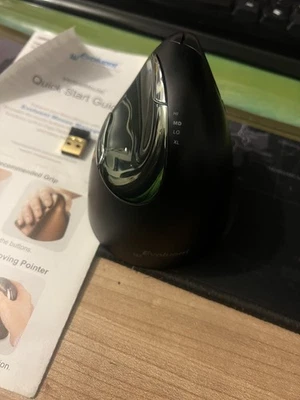 Evoluent Jacklo Right Handed Wireless Vertical Mouse.  - Image 1 of 4