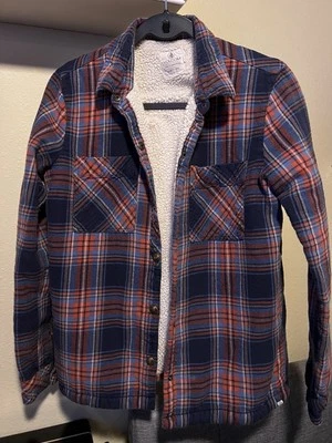 Volcom Men’s Thick Plaid with inner Sherpa Material Snap Buttons Size Small - Image 1 of 4