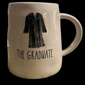 Tazza da tè caffè Rae Dunn Artisan Collection di Magenta THE GRADUATE - Foto 1 di 8