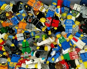 LEGO® City Minifigure 10 Random pick guys minifigs accessory space city grab bag - Picture 1 of 3
