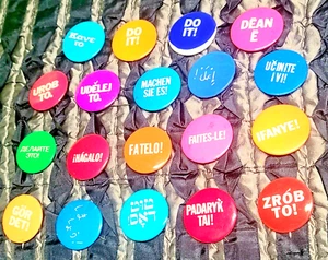 19 Pin Lot "Do It" Vintage Werbung Pinback Button Sammlung 1 3/4" Cello - Bild 1 von 1