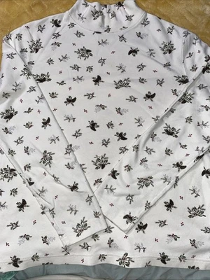 Croft & Barrow Womans Petite Medium Mock Turtleneck Winter Pinecone Holiday - Image 1 of 4