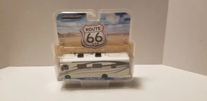 Greenlight 2016 Fleetwood Bounder Motorhome "GREEN MACHINE" ROUTE 66 U.S.A. - Picture 1 of 9