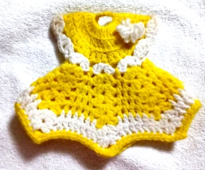 Hand Crochet Kitchen Hot Pad Dress Shaped Hanging Holders~yellow/white VINTAGE - Picture 1 of 4