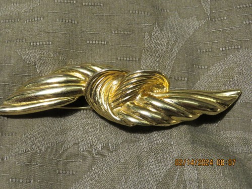 Spilla FIOCCO contorta grande firmata vintage GIVENCHY 3 5 pollici bellissima!!