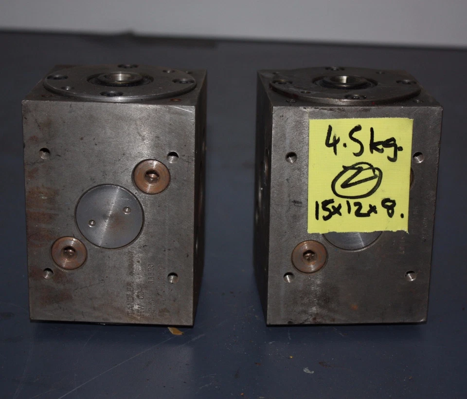 TANDLER HW00-111 1+2,5, 33320 RELACIÓN 2.5:1 TRANSMISIÓN DE ENGRANAJES CAJA DE CAMBIOS ACCIONAMIENTO HELICOIDAL Foto 1 de 4