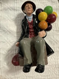 Vintage THE BALLOON MAN Royal Doulton Figurine H.N.1954 Early Mark England - Picture 1 of 7