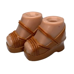 Bratz Kidz Puppe braune Keilabsatz-Sandalen Yasmin 2006 MGA - Bild 1 von 3