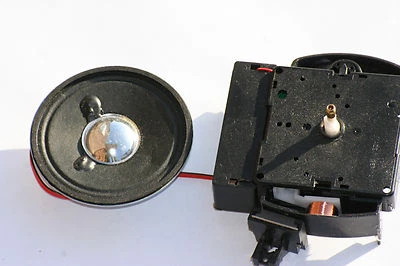  Quartz chiming pendulum clock movement. UTS Q812,818 with Choice of stem length - Image 1 of 2