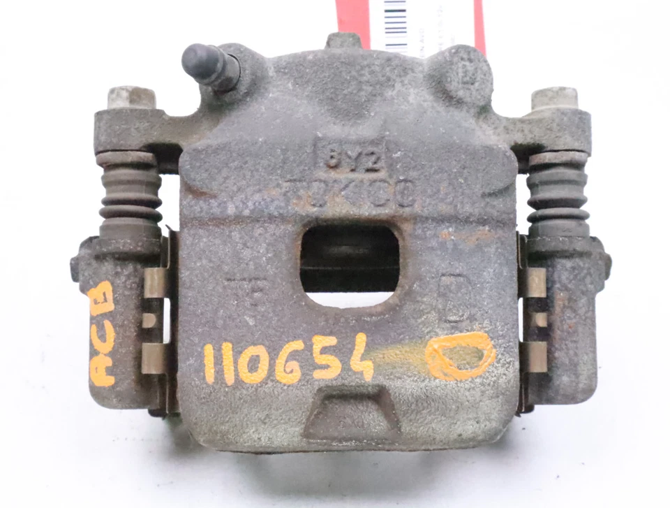 Etrier de frein avant droit occasion DAIHATSU CUORE II Phase 1 - 1.0i 12v - - Photo 1/4