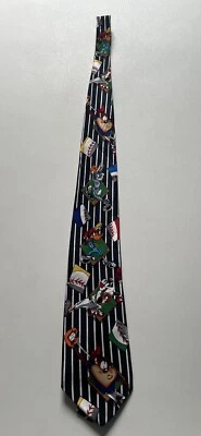 Corbata de béisbol Looney Tunes Mania para hombre azul blanco a rayas insectos conejito Silvestre Foto 1 de 4