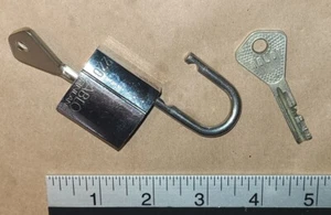 Abloy 220 Modell Mini Chrom Vorhängeschloss mit 2 funktionierenden Schlüsseln - Made in Finland - Bild 1 von 13