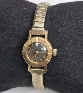 Vintage Croton Swiss Quartz Gold Plated Watch 27-52748 (Needs Battery) - Picture 1 of 11