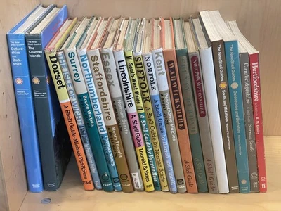 21 x Vintage Shell Guides hb Surrey Dorset Essex Kent Norfolk Suffolk Isle Wight - Image 1 of 4