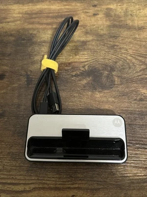 Motorola Fast Dock Charger  For Original Droid - Image 1 of 4