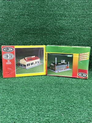 Heljan Lot Of 2 Plastic Models N655 Daily Herald N654 Bakery Store New Sealed - Image 1 of 4