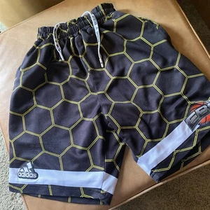 Elite Basketball Circuit Ball Is Life Camp Shorts Youth Medium - Picture 1 of 7