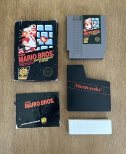 Nintendo NES Super Mario Bros CIB - Early Print, 5 Screw w/ Hang Tab Unpunched - Picture 1 of 13