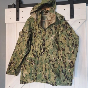 US Military Navy Cold Weather Parka Men's Large Regular Hooded Camo (See Pics) - Picture 1 of 4