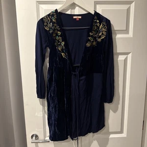 Joe Browns Damen marineblau Blumen bestickt Samt Cardigan Taille binden Größe 8 - Bild 1 von 5