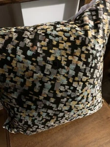 Osbourne & Little Velvet Cushion Cover 43x43 cm & Feather Cushion Pad - Picture 1 of 8