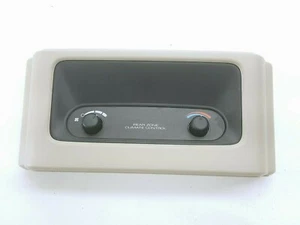 ✔2004 - 2007 Town & Country: OEM Climate Control Defrost A/C Heat : Rear Control - Imagen 1 de 4