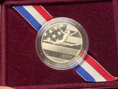 1992 United States Mint Olympic Coin - Half Dollar - INCREDIBLE COIN!! - Image 1 of 4