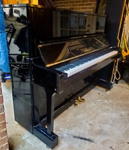 Elegant Yamaha U1 Upright Piano – Timeless Sound & Style - Picture 1 of 6