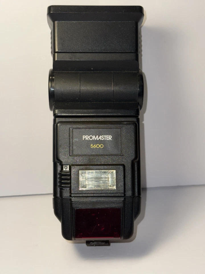 Vtg ProMaster 5600 Shoe Mount Adjustable Flash Tested - Image 1 of 4