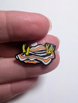 Nudibranch Geocoin Glows in Dark Opisthobranch Mollusks Sea Slug Snail Coin WO - Photo 1/4