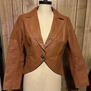Newport News Cropped-Stil Damengröße 10 Karmel 100 % Lederjacke komplett geschnitten - Bild 1 von 9