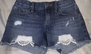 Girls Old Navy Distressed Lace Denim Shorts-EUC-Size 7 - Picture 1 of 4