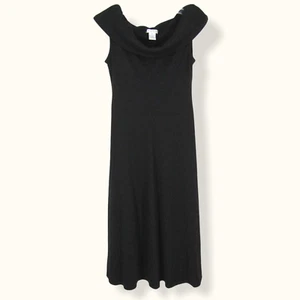 Posh Damen schwarzes Kleid Petite Medium PM U-Boot-Ausschnitt - schulterfrei LBD - Bild 1 von 3