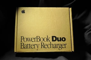 Recargador de Batería Apple M4178LL/B Duo Caja RARA De Colección Sin Abrir Nuevo Stock - Imagen 1 de 8