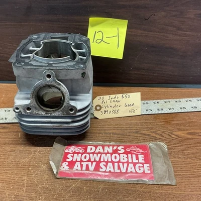 Moto de nieve Cilindro # 3090388 Polaris 2000 Indy 550 Foto 1 de 4