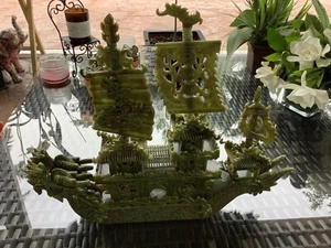 "BARCO TALLADO CHINO VERDE JADE 15"" CON 3 VELAS (3-D)" - Imagen 1 de 12