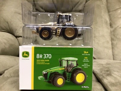 1/64 John Deere 8R 370 Gold Chase 2020 Farm Show - Image 1 of 2