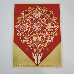 2015 Shepard Fairey Obey - "The World is in Our Hands" Ltd Screenprint #85/425 - Picture 1 of 20