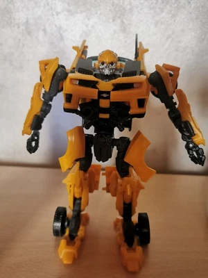 Bumblebee - Transformers Dark Of The Moon - Action Figure  - Immagine 1 di 3