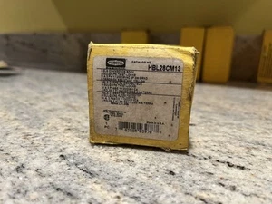 HBL28CM13, Hubbell Twist Body 30A 3P 120/208Y 4W, Plug. - Picture 1 of 4