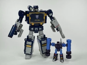 Transformers Legacy United Voyager Class Soundwave and Rumble Figure - Picture 1 of 13