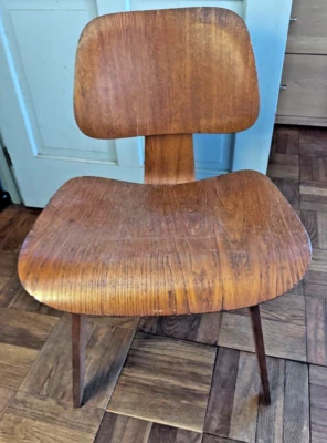 Silla de comedor Eames 1950 original madera moldeada DWC vintage MCM mediados de siglo moderna Foto 1 de 4