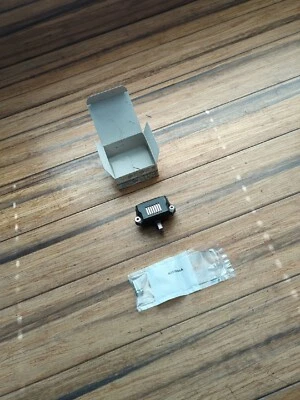 1988-1996 Volkswagen Passat Alternator Voltage Regulator 14,55V 037903803X OEM - Image 1 of 4