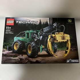 LEGO Technic John Deere 948L-II Skidder Model 1492 Pieces Unopened